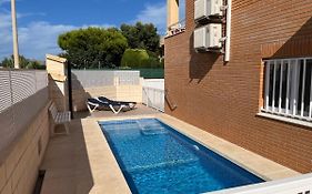 Oliva Holidays 1