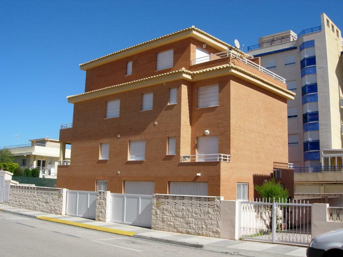 Oliva Holidays 1 Exterior photo